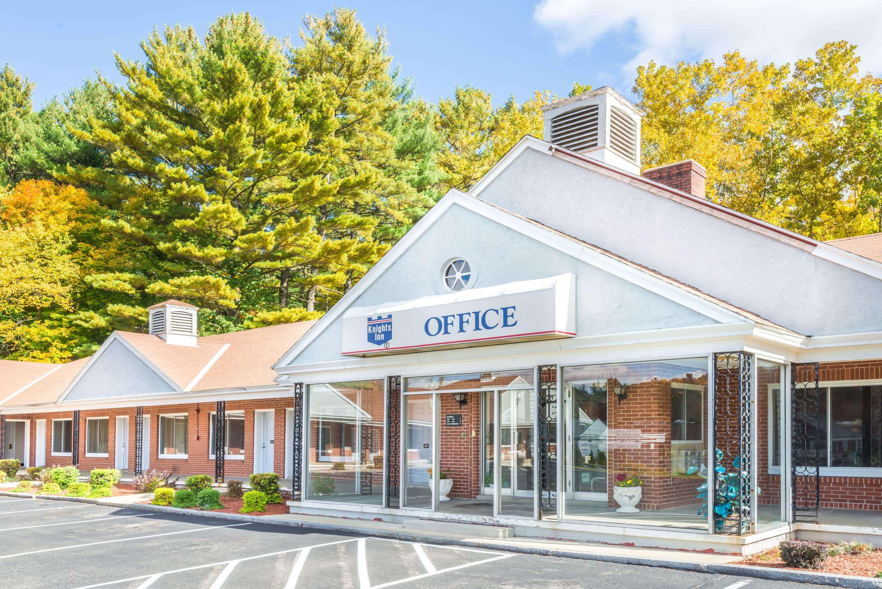 Knights Inn Lenox Dış mekan fotoğraf